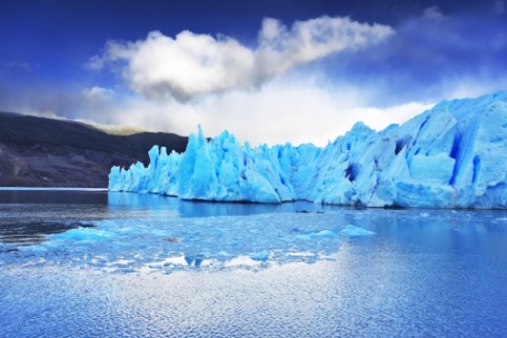 Chile. Patagonia chilena, lagos, fiordos y glaciares al oeste de los Andes