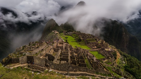 Aventura Andina. Explorando Bolivia y Perú